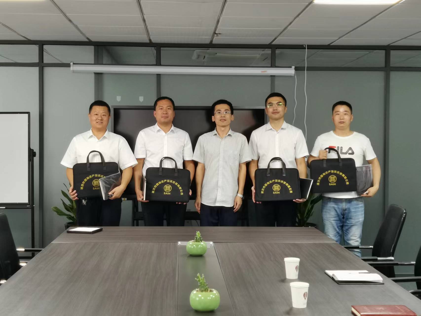 1659606197599168.jpg 0ba94bf79ec74504edf466546029e1e.jpg